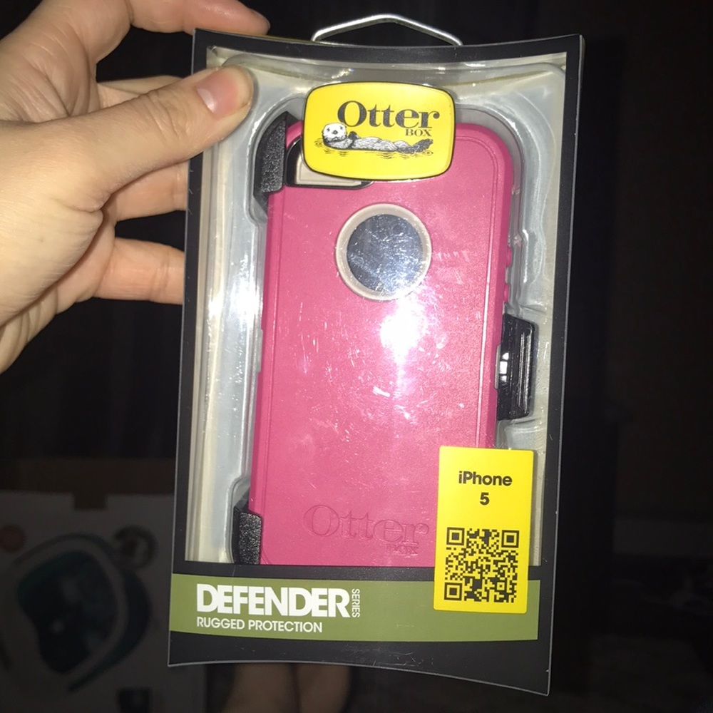 iPhone 5 otter box defender series case with clip